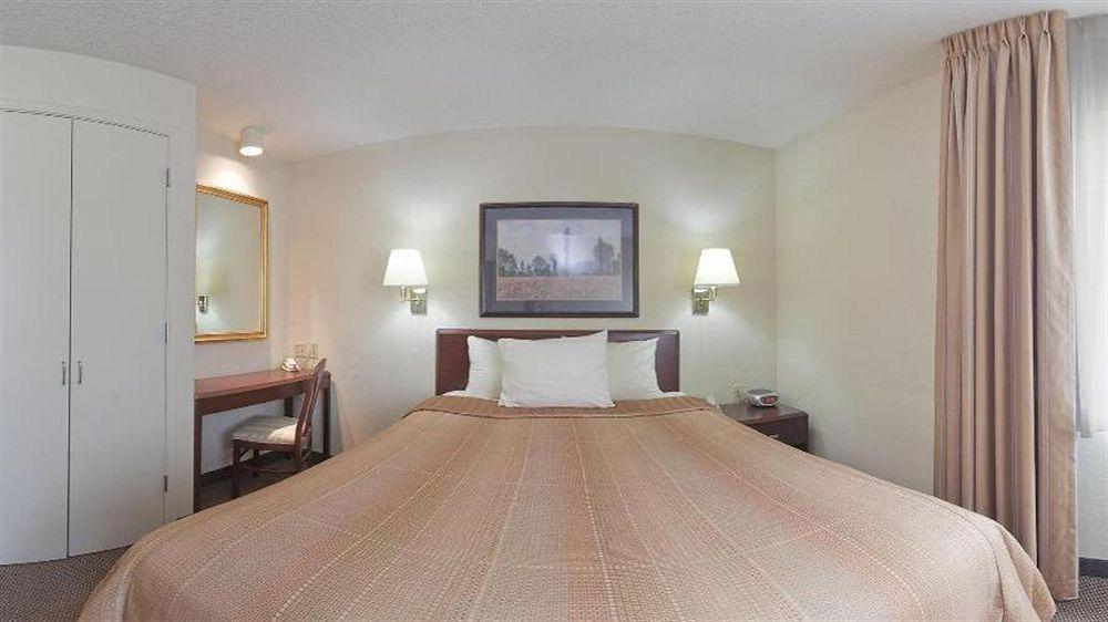 Sonesta Simply Suites Chicago Naperville Warrenville Dış mekan fotoğraf