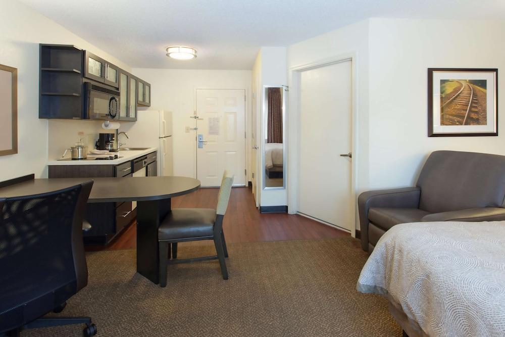 Sonesta Simply Suites Chicago Naperville Warrenville Dış mekan fotoğraf